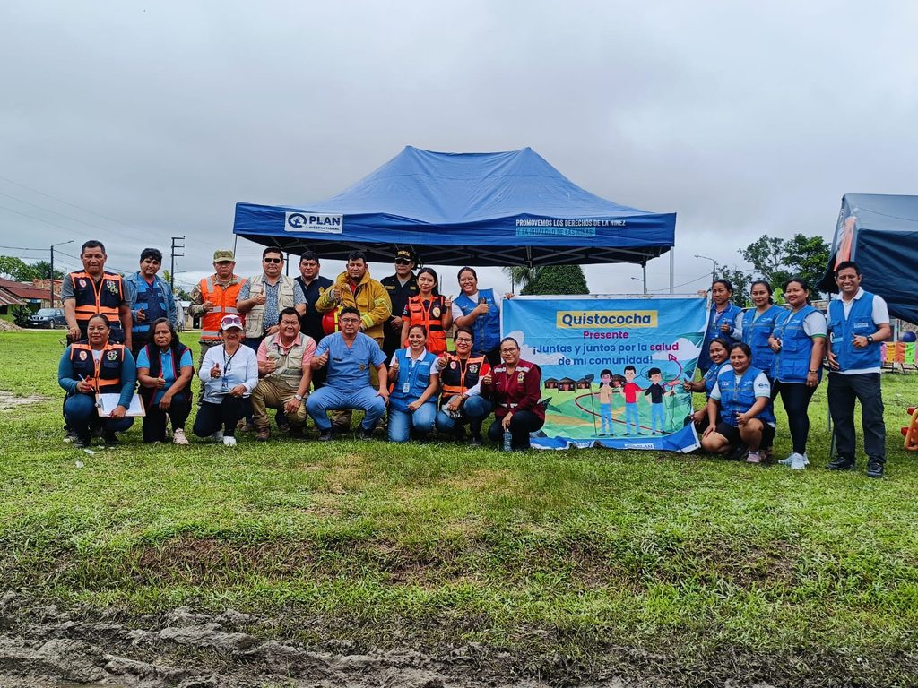 A group photo of those involved in the health risk management project.